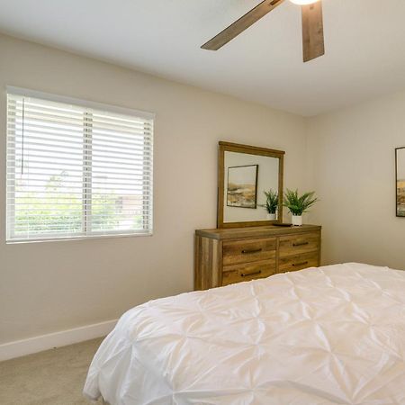 Sun City Retreat With Patio Near Golfing And Hiking! المظهر الخارجي الصورة